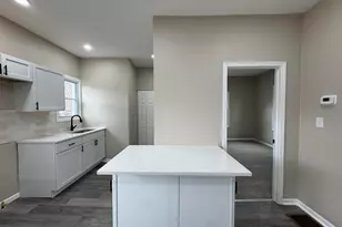 4688 Delaware St, Gary, IN 46409 - Photo 6