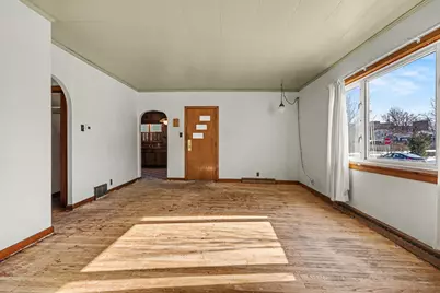 607 W Ripley Street, Michigan City, IN 46360 - Photo 8