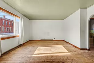 607 W Ripley St, Michigan City, IN 46360 - Photo 6