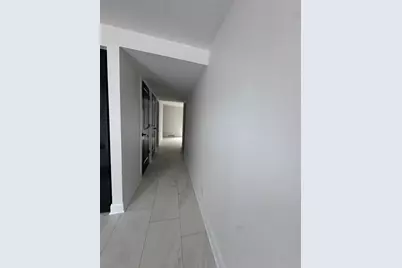 8611 Lakewood Avenue, Gary, IN 46403 - Photo 6