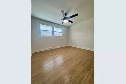 8611 Lakewood Avenue, Gary, IN 46403 - Photo 16