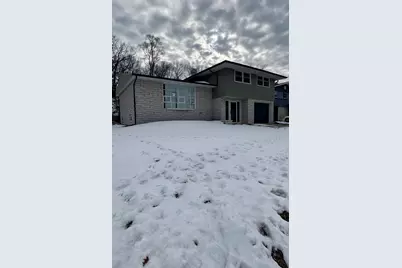 8611 Lakewood Avenue, Gary, IN 46403 - Photo 2