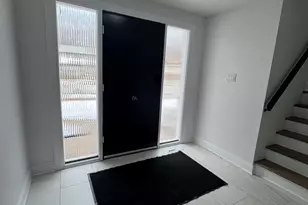 8611 Lakewood Ave, Gary, IN 46403 - Photo 4