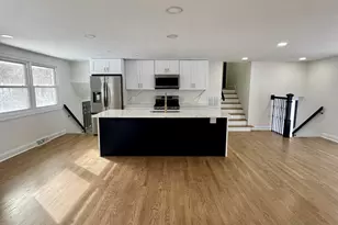 8611 Lakewood Ave, Gary, IN 46403 - Photo 14