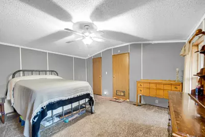 9815 W 236th Avenue, Schneider, IN 46376 - Photo 18