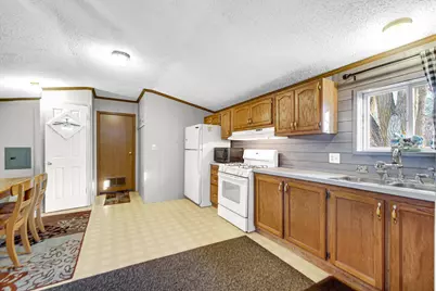 9815 W 236th Avenue, Schneider, IN 46376 - Photo 8