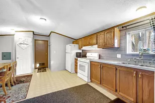 9815 W 236th Ave, Schneider, IN 46376 - Photo 8