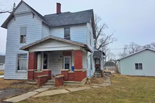 207 S Michigan St, Oxford, IN 47971 - Photo 2