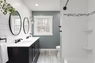 404 Golfview Rd, Michigan City, IN 46360 - Photo 16