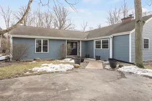 404 Golfview Rd, Michigan City, IN 46360 - Photo 2
