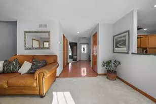 266 Kincraig Dr, Valparaiso, IN 46385 - Photo 8