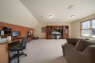 266 Kincraig Dr, Valparaiso, IN 46385 - Photo 30