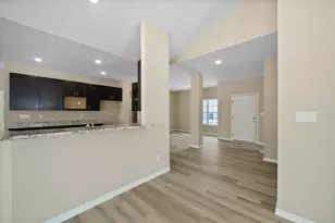 717 Druim Tr, Crown Point, IN 46307 - Photo 6