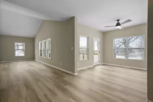 717 Druim Tr, Crown Point, IN 46307 - Photo 14