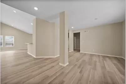 717 Druim Trail, Crown Point, IN 46307 - Photo 4