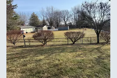 800 Cypress N, Greenwood, IN 46143 - Photo 14