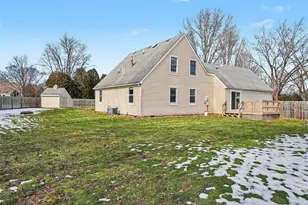 1456 Beargrass Ct, Valparaiso, IN 46385 - Photo 22