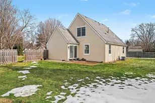 1456 Beargrass Ct, Valparaiso, IN 46385 - Photo 24