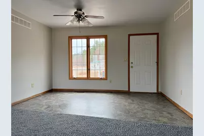 5831 W 700 N, Winamac, IN 46996 - Photo 8