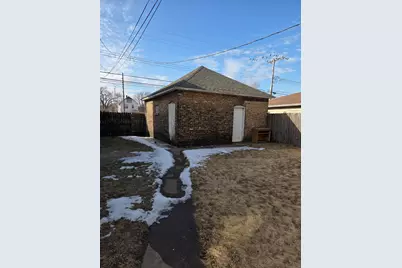 3616 Hemlock Street, East Chicago, IN 46312 - Photo 4