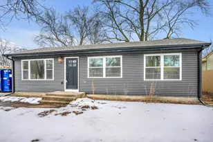 6091 Mulberry Ave, Portage, IN 46368 - Photo 2