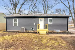 6091 Mulberry Ave, Portage, IN 46368 - Photo 16