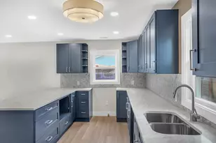 6091 Mulberry Ave, Portage, IN 46368 - Photo 8