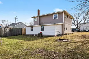 307 E Casey St, Hebron, IN 46341 - Photo 18