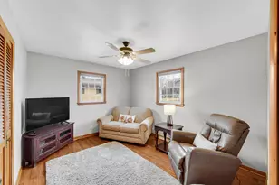 351 S Wabash St, Hobart, IN 46342 - Photo 12