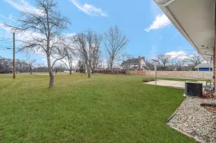 351 S Wabash St, Hobart, IN 46342 - Photo 16