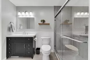 351 S Wabash St, Hobart, IN 46342 - Photo 10