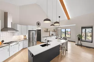 13340 Redbud Dr, Saint John, IN 46311 - Photo 10