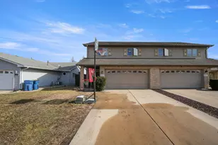 9149 Waymond Ave, Highland, IN 46322 - Photo 1