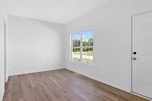 10350 Nevada Ct, Crown Point, IN 46307 - Photo 2