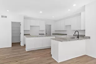 10350 Nevada Ct, Crown Point, IN 46307 - Photo 6