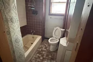 602 E 150th St, East Chicago, IN 46312 - Photo 18