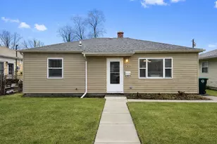 1209 W 1st Pl, Hobart, IN 46342 - Photo 1