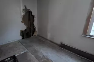 5008 Alexander Ave, East Chicago, IN 46312 - Photo 6