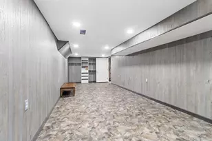 214 Woodlawn Ave, Chesterton, IN 46304 - Photo 48