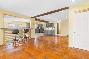 214 Woodlawn Ave, Chesterton, IN 46304 - Photo 18