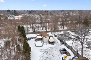 214 Woodlawn Ave, Chesterton, IN 46304 - Photo 6