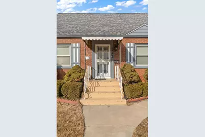 1009 River Drive, Hammond, IN 46324 - Photo 2