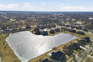 9430 Highland Ct, Saint John, IN 46373 - Photo 10