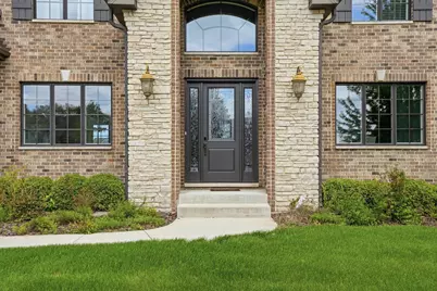 9430 Highland Court, Saint John, IN 46373 - Photo 2