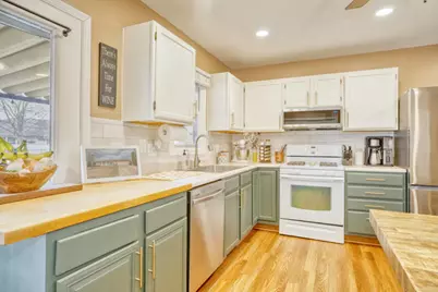 400 Woodbridge Drive, Lowell, IN 46356 - Photo 4