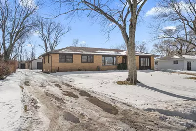 140 Lexington Street, Valparaiso, IN 46385 - Photo 2