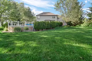 588 Mayapple Dr, Westville, IN 46391 - Photo 6