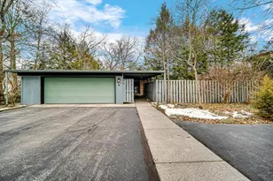 1511 35th St, Munster, IN 46321 - Photo 26