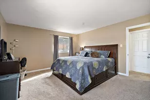 403 Sherman Dr, Valparaiso, IN 46385 - Photo 12