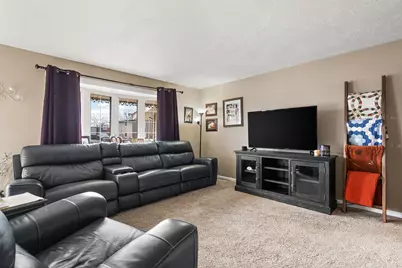 403 Sherman Drive, Valparaiso, IN 46385 - Photo 4